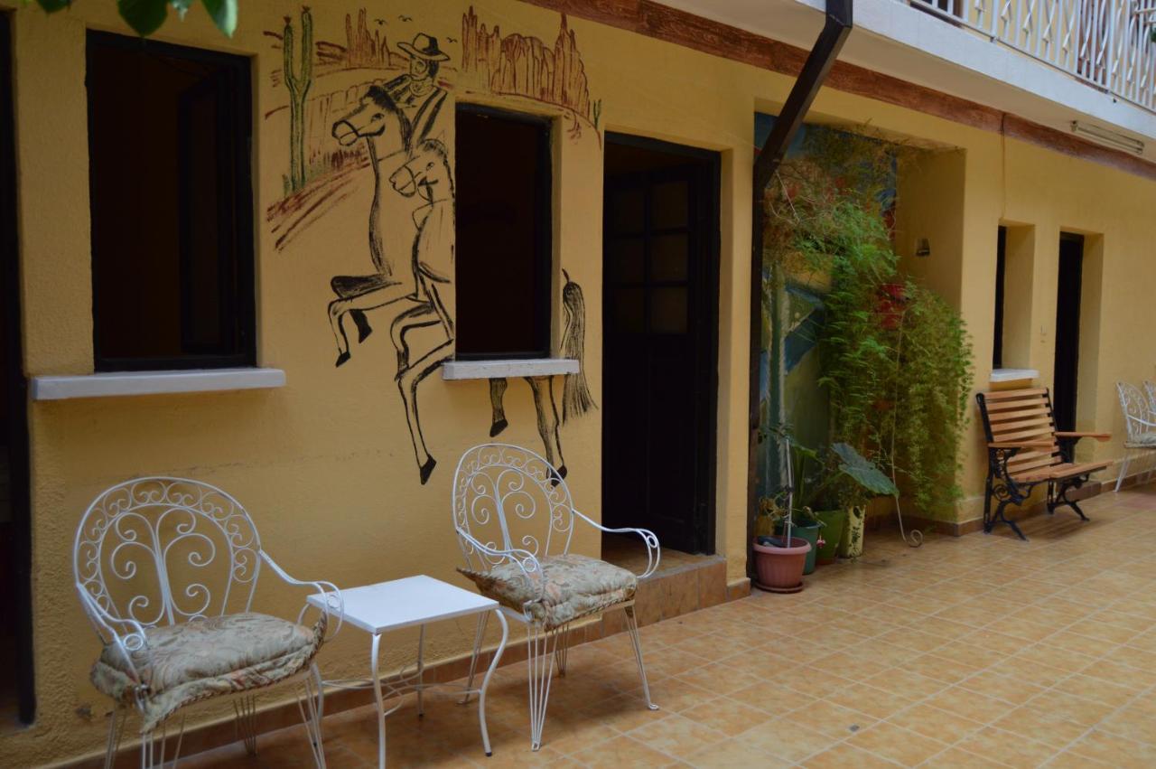 Hostal Coronel Pedro Arraya Tupiza Eksteriør billede